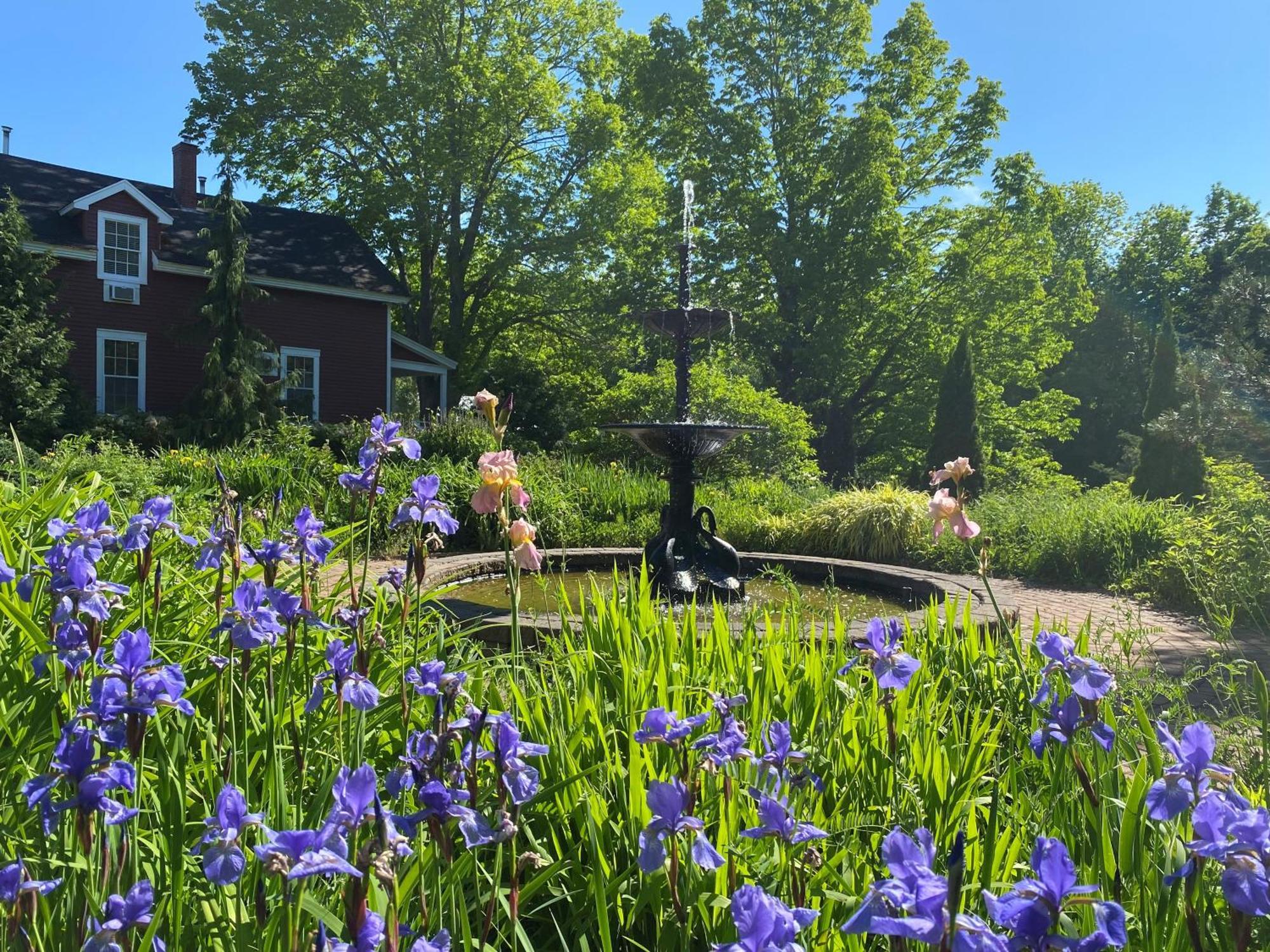 Blomidon Inn Wolfville Ngoại thất bức ảnh