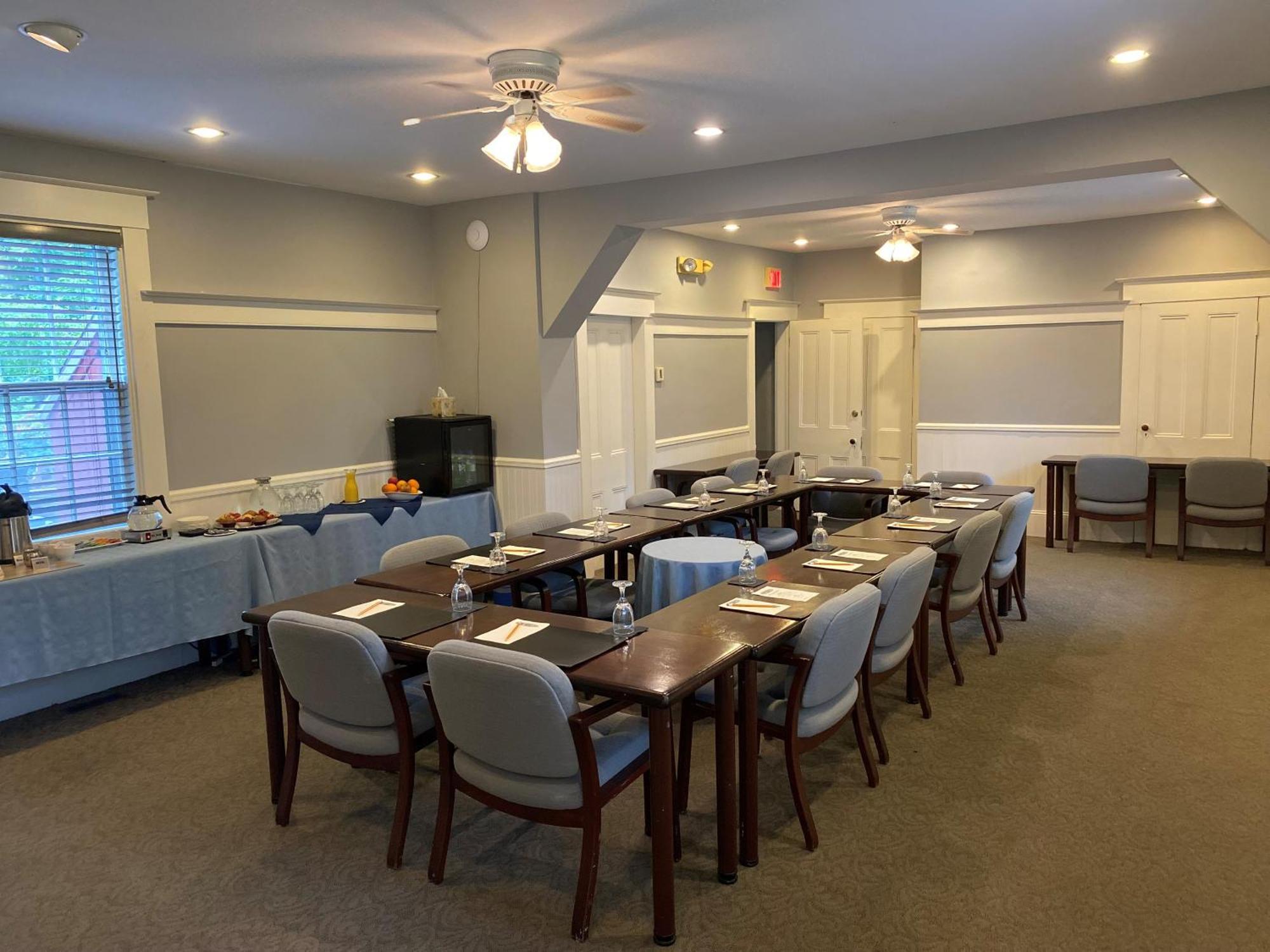 Blomidon Inn Wolfville Ngoại thất bức ảnh